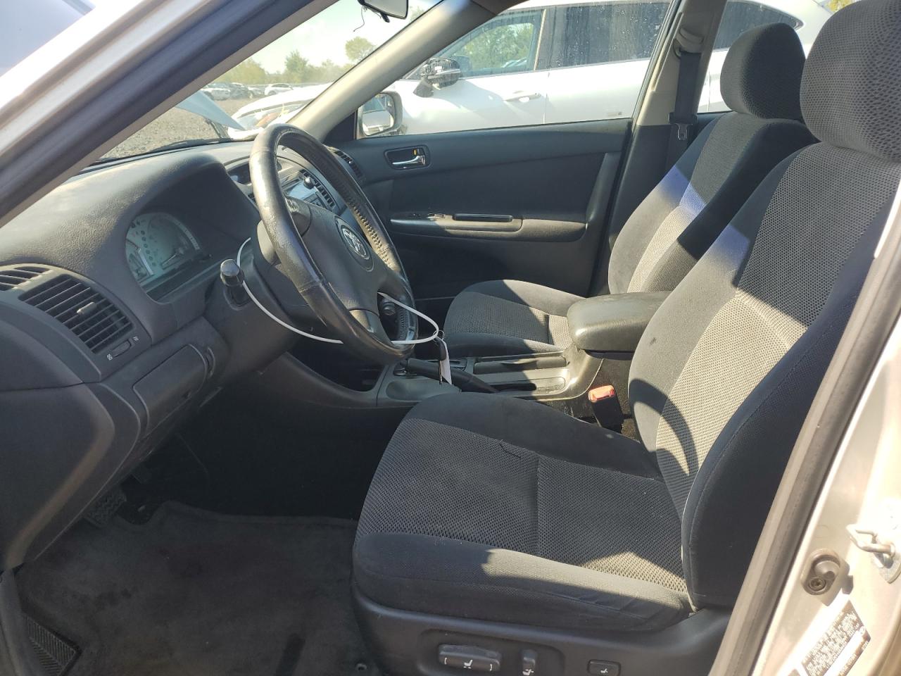 2004 Toyota Camry Le VIN: 4T1BE32K44U936059 Lot: 80028705