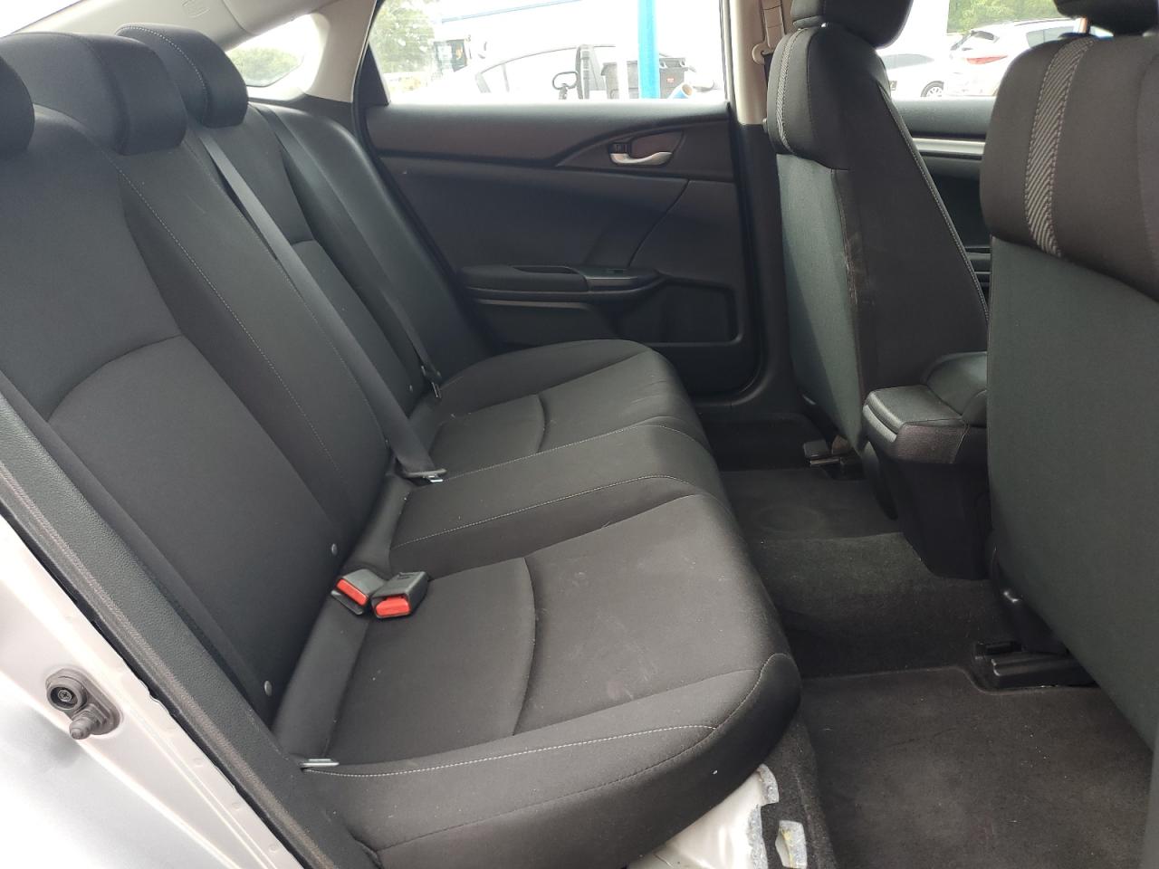 2018 Honda Civic Lx VIN: 2HGFC2F50JH593888 Lot: 81874005