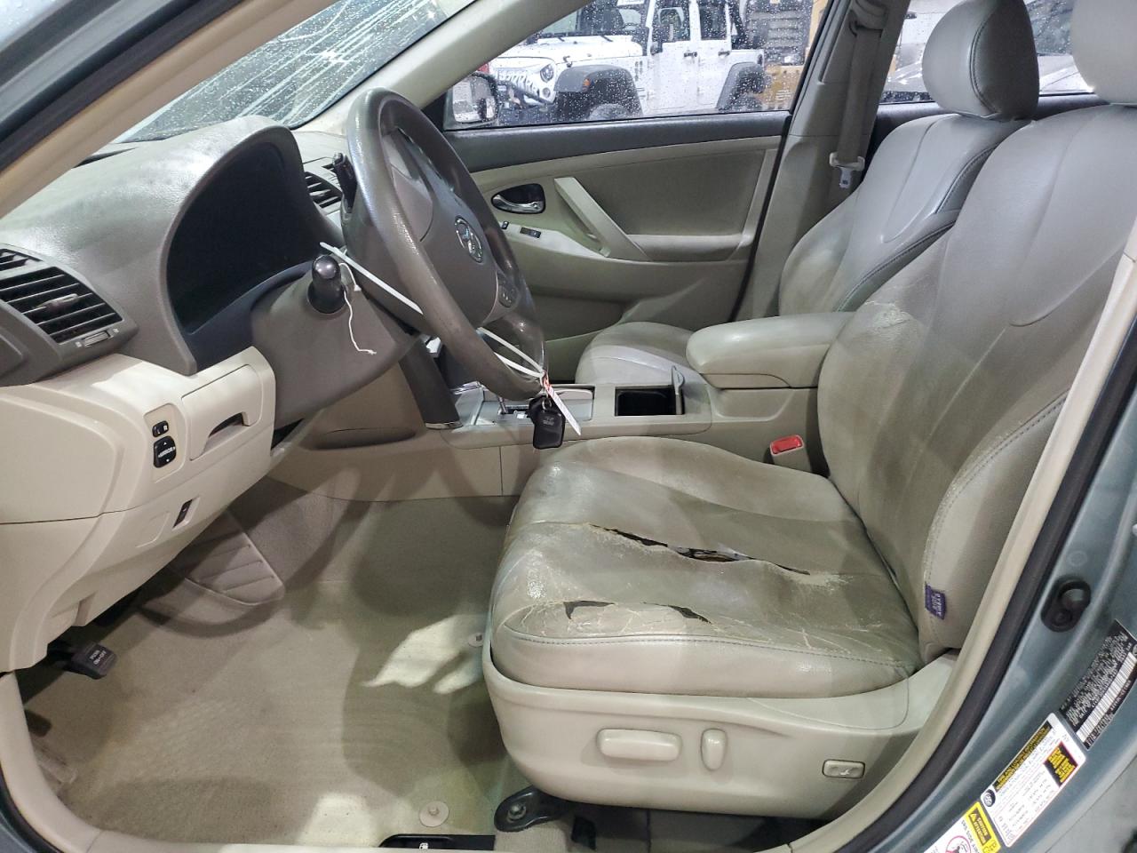 2010 Toyota Camry Base VIN: 4T4BF3EKXAR067462 Lot: 81597205