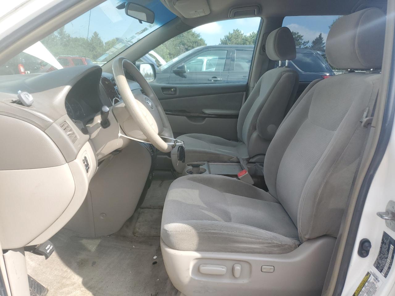 2005 Toyota Sienna Ce VIN: 5TDZA23CX5S277703 Lot: 81115445