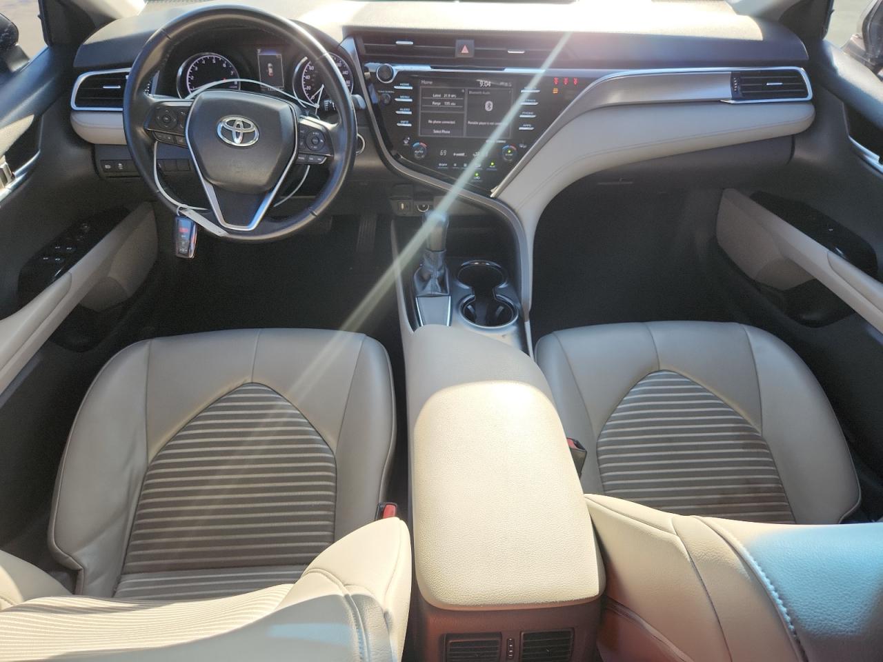 2018 Toyota Camry L VIN: 4T1B11HK9JU511763 Lot: 84537545