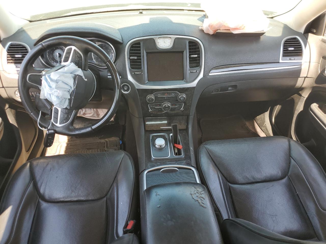 2019 Chrysler 300 Limited VIN: 2C3CCAEG2KH536256 Lot: 81565525