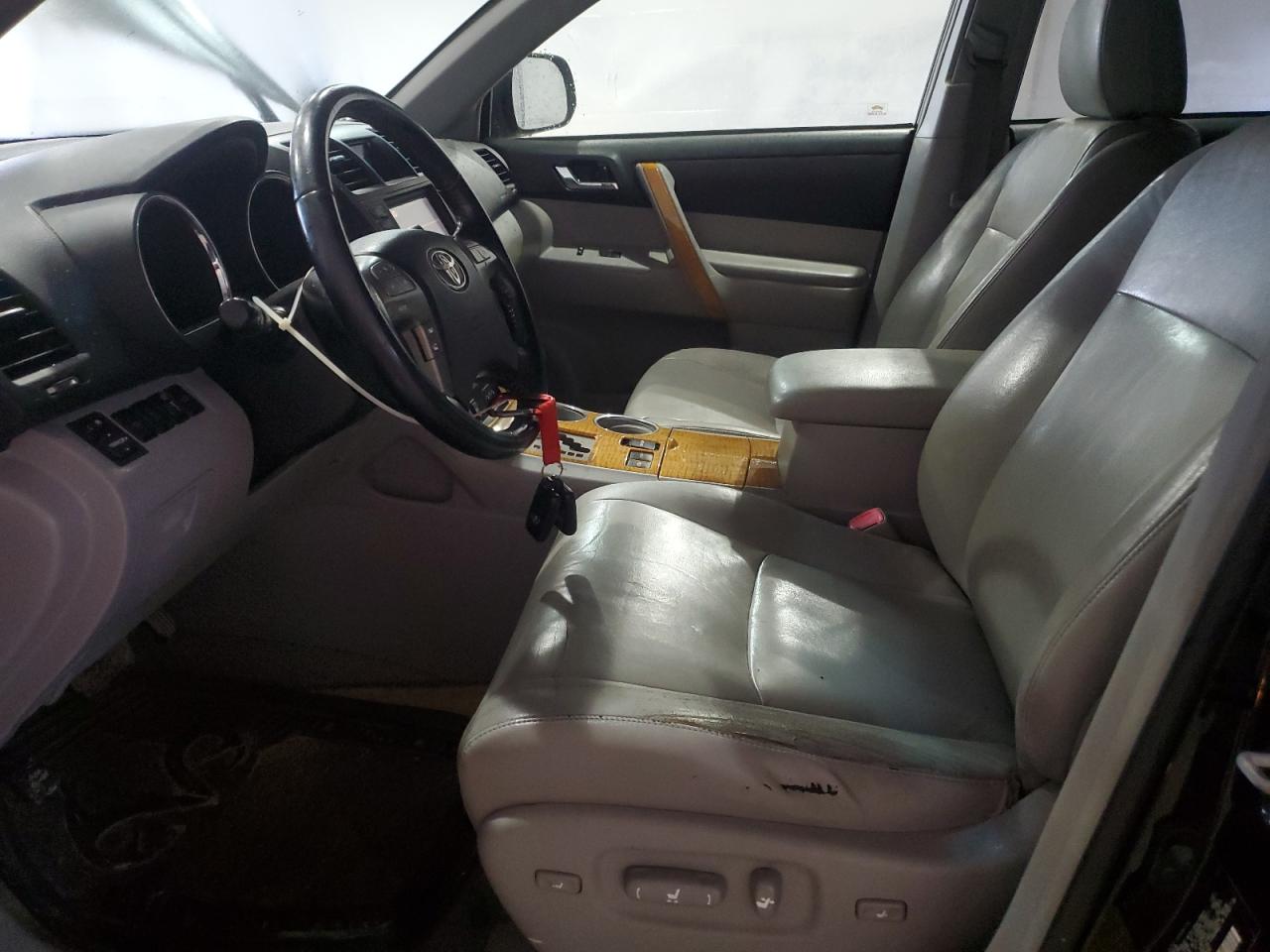 2008 Toyota Highlander Hybrid Limited VIN: JTEEW44A382010399 Lot: 83798225