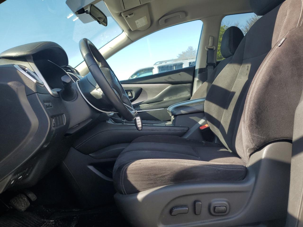 2017 Nissan Murano S VIN: 5N1AZ2MH5HN118612 Lot: 70660145