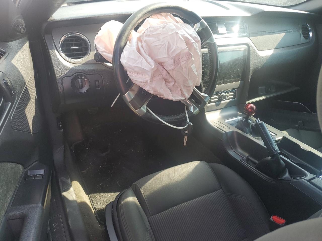 2014 Ford Mustang VIN: 1ZVBP8AM0E5260555 Lot: 83899125