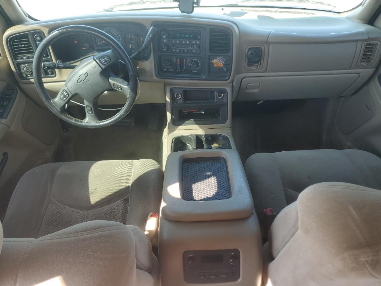 2005 Chevrolet Tahoe K1500 VIN: 1GNEK13T45J260261 Lot: 81402145