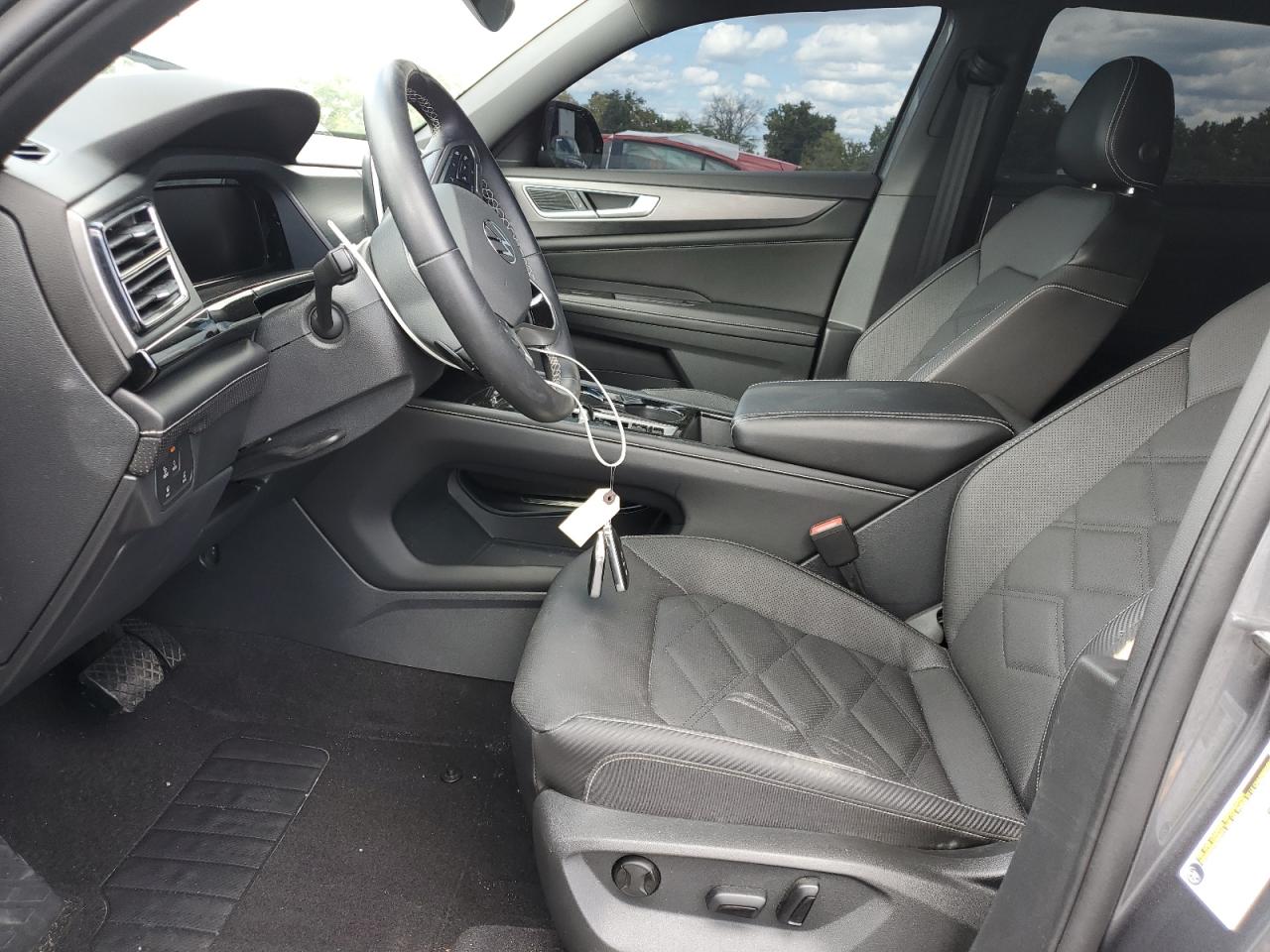 2024 Volkswagen Atlas Cross Sport Se VIN: 1V2HE2CA1RC227437 Lot: 70555725