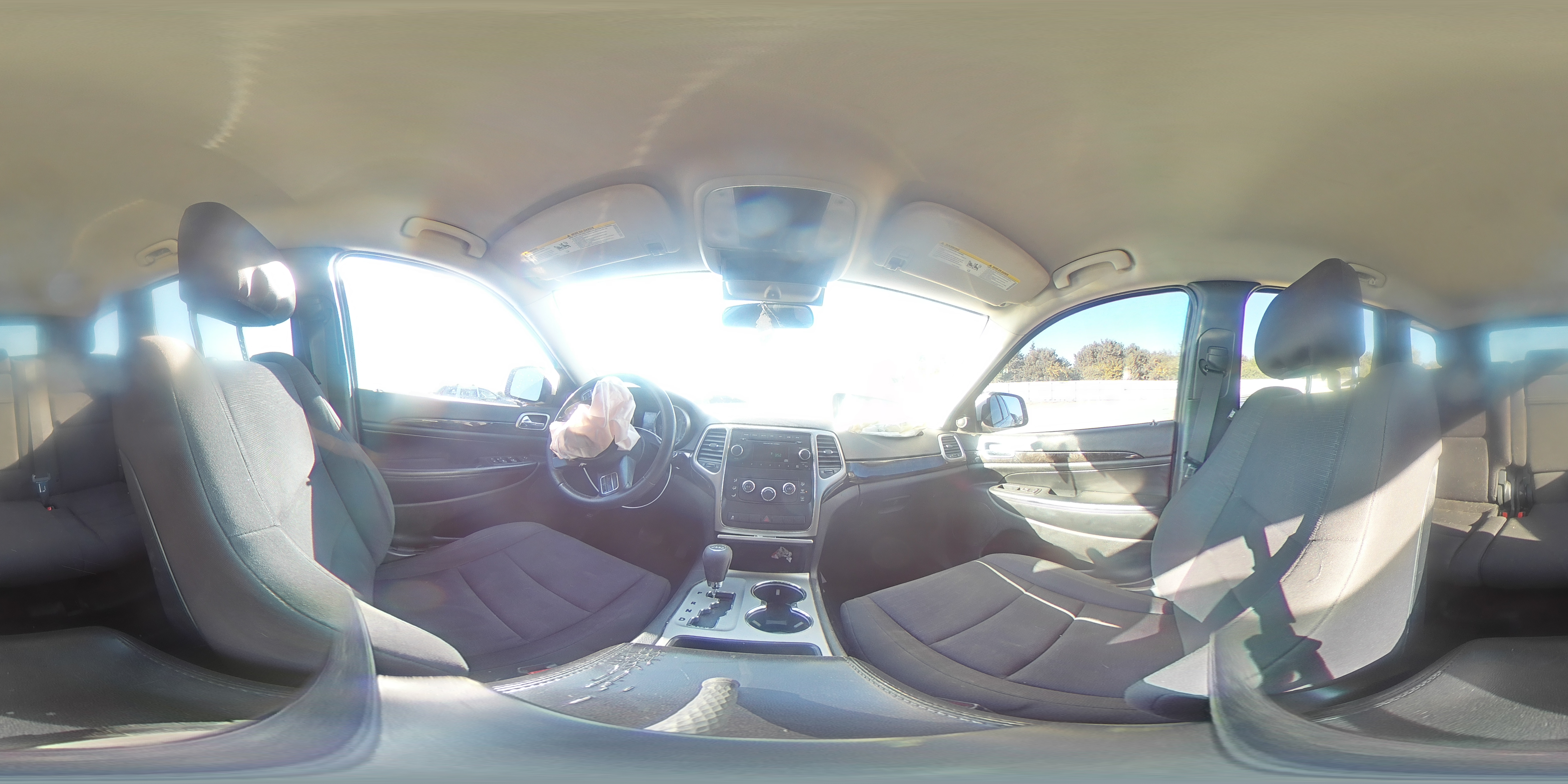 2012 Jeep Grand Cherokee Laredo VIN: 1C4RJEAG3CC355549 Lot: 84391105