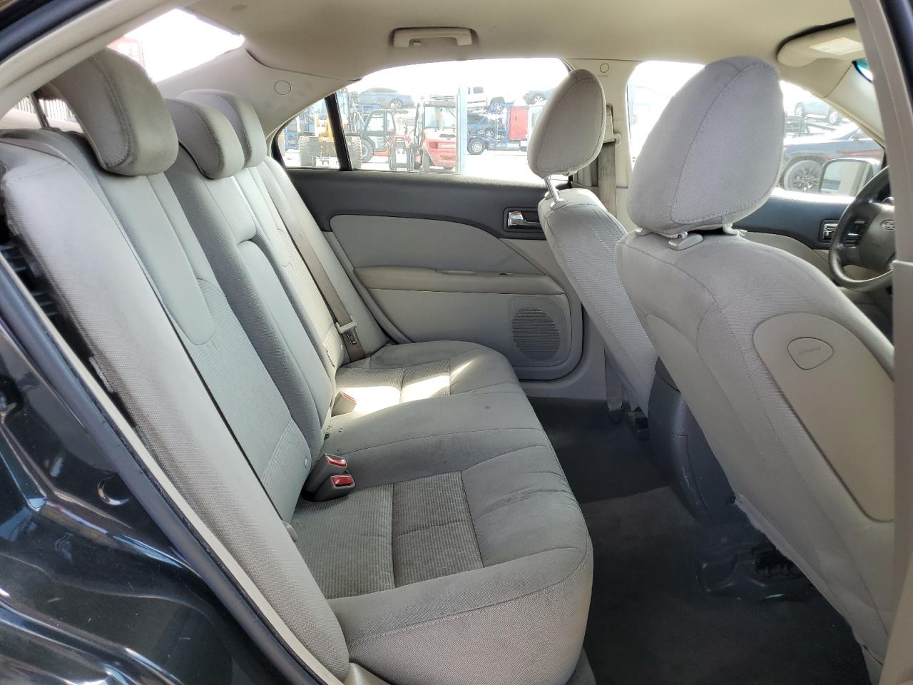 2010 Ford Fusion S VIN: 3FAHP0GA3AR326170 Lot: 81733275