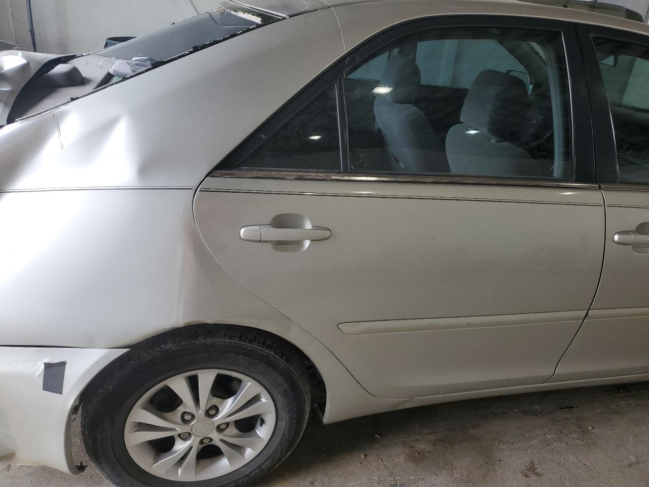 2005 Toyota Camry Le VIN: 4T1BF32K25U601915 Lot: 71501335