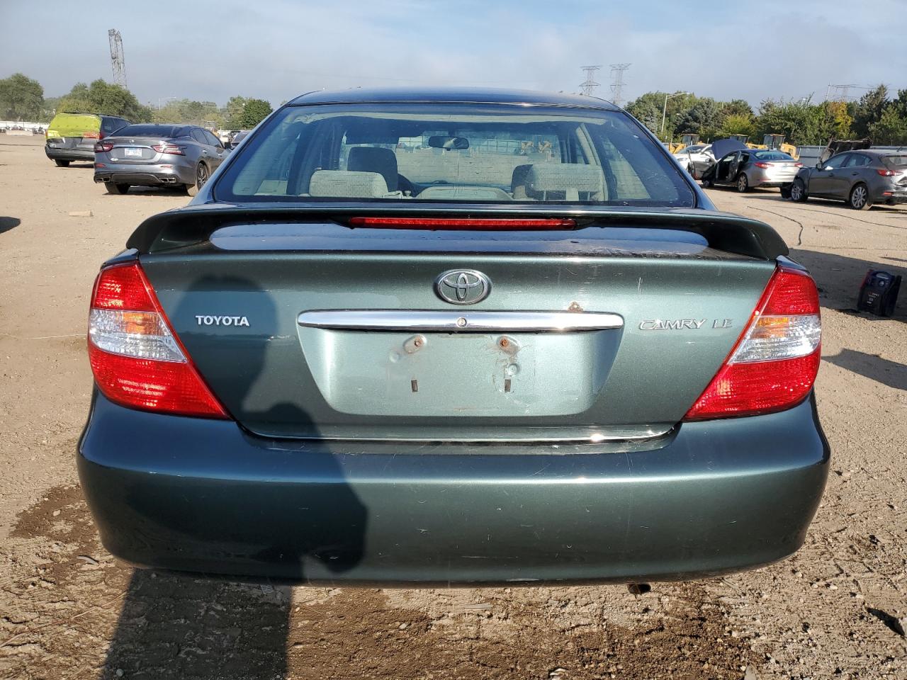 2004 Toyota Camry Le VIN: 4T1BE32K04U347588 Lot: 70313335