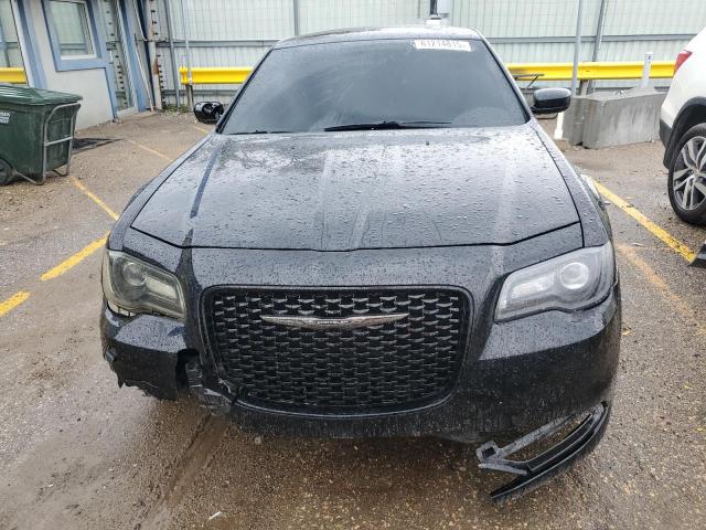 Sedans CHRYSLER 300 2016 Czarny