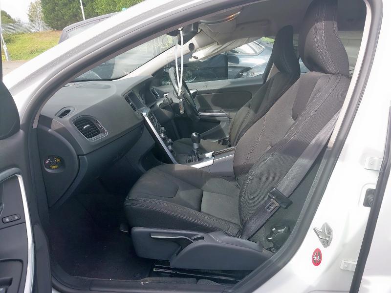 2014 VOLVO V60 BUSINESS EDITION D2 