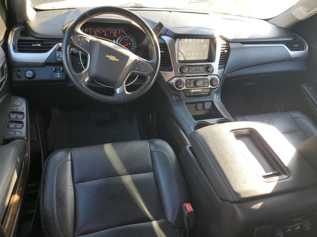 2019 Chevrolet Tahoe C1500 Lt VIN: 1GNSCBKC5KR359837 Lot: 72046255