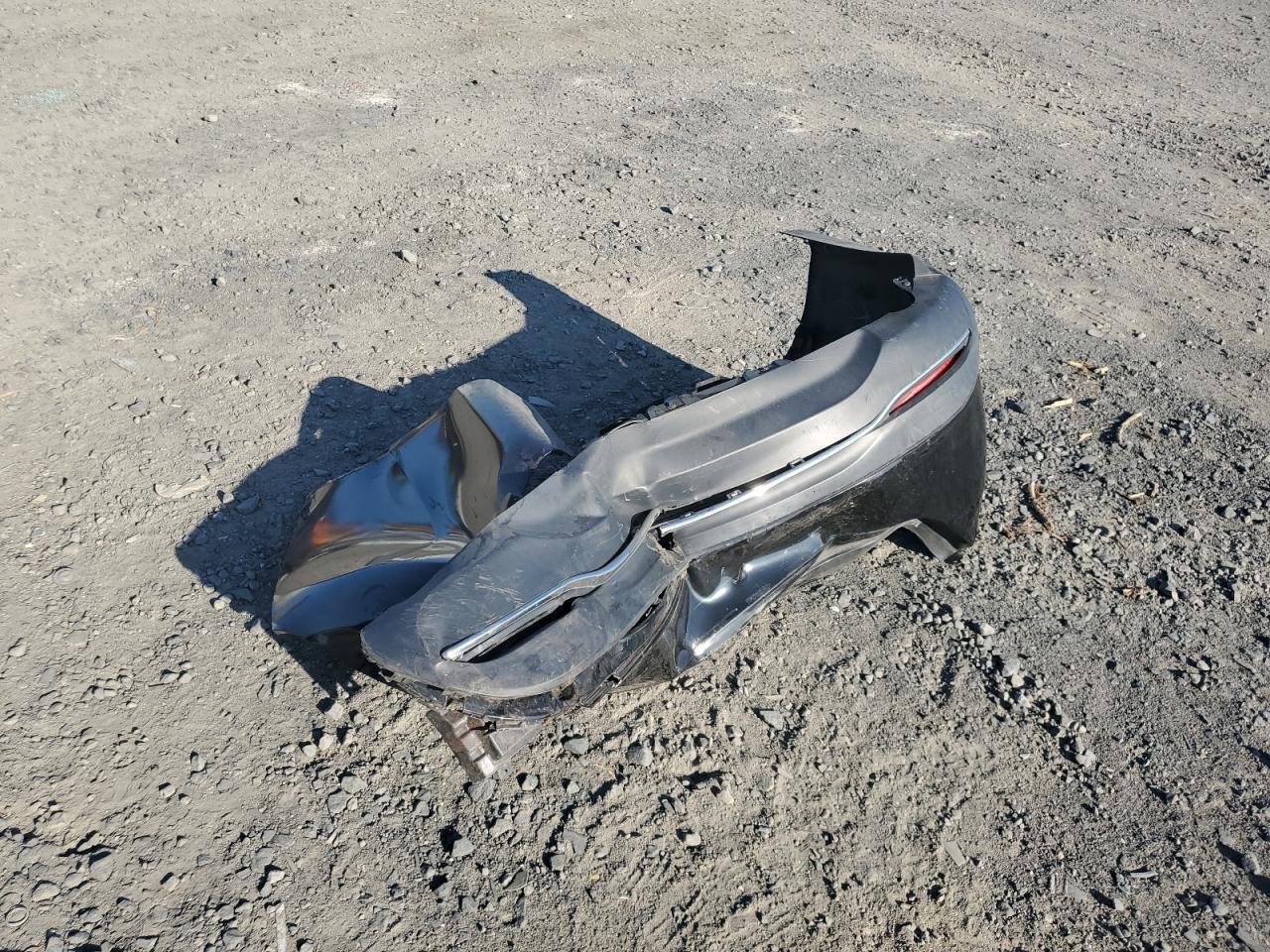 2015 Chrysler 200 Limited VIN: 1C3CCCAB5FN637858 Lot: 81469585