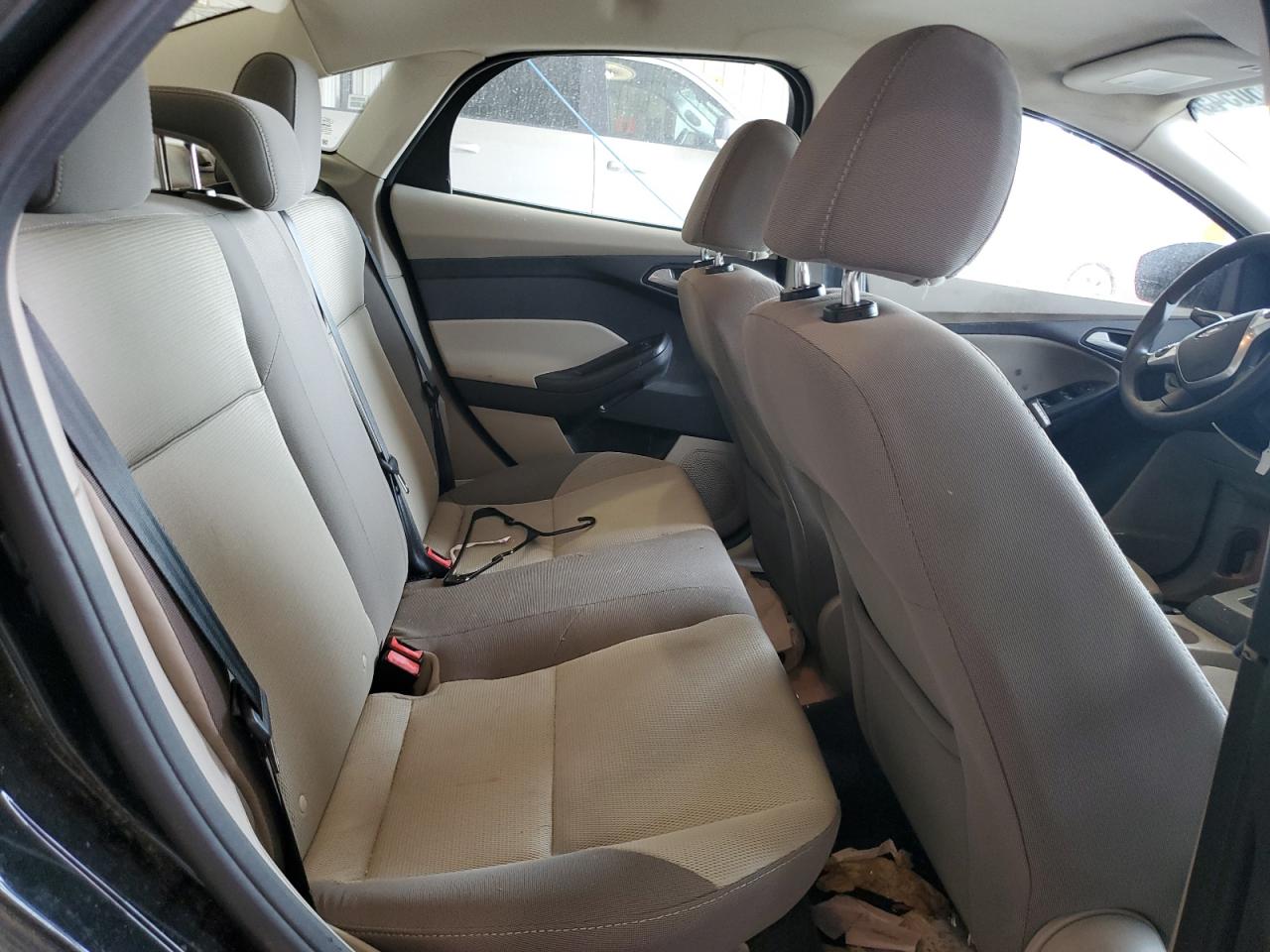 2014 Ford Focus Se VIN: 1FADP3F21EL356475 Lot: 80560545