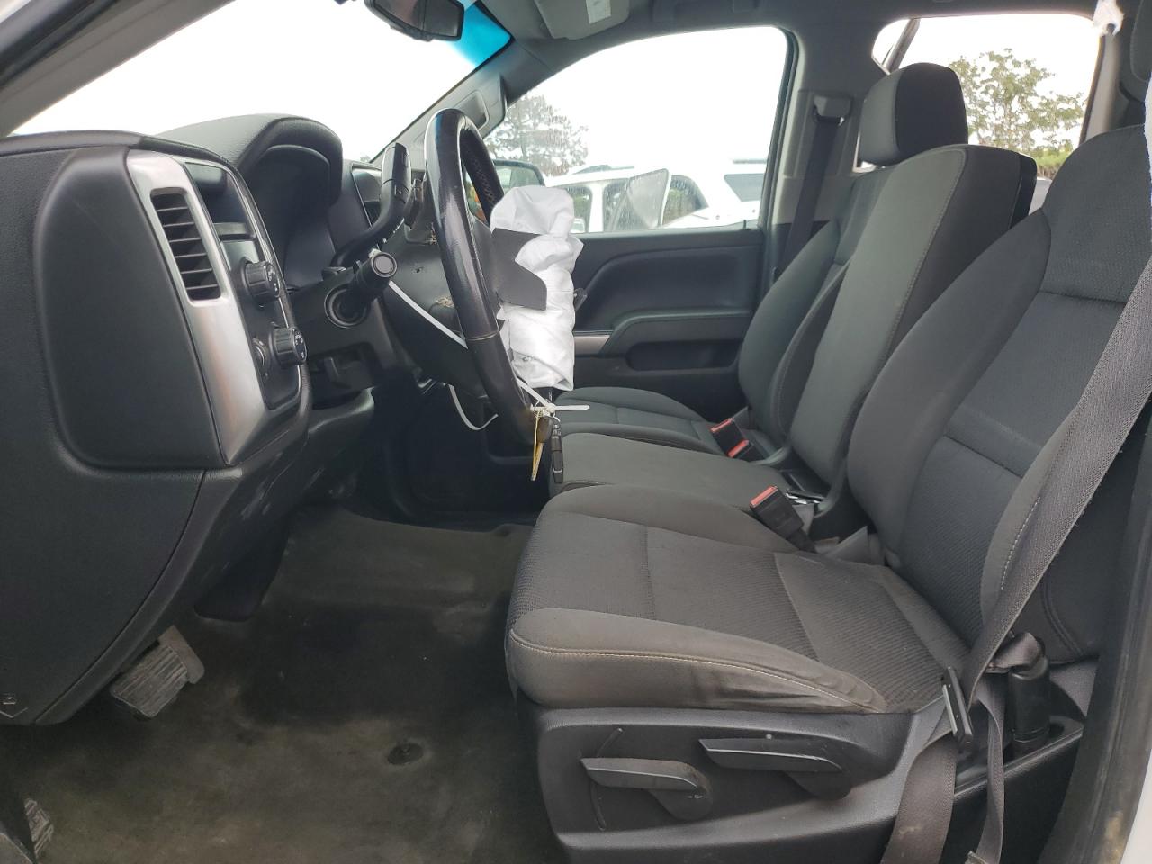 2018 Chevrolet Silverado K1500 Lt VIN: 1GCVKREC3JZ139382 Lot: 81906185