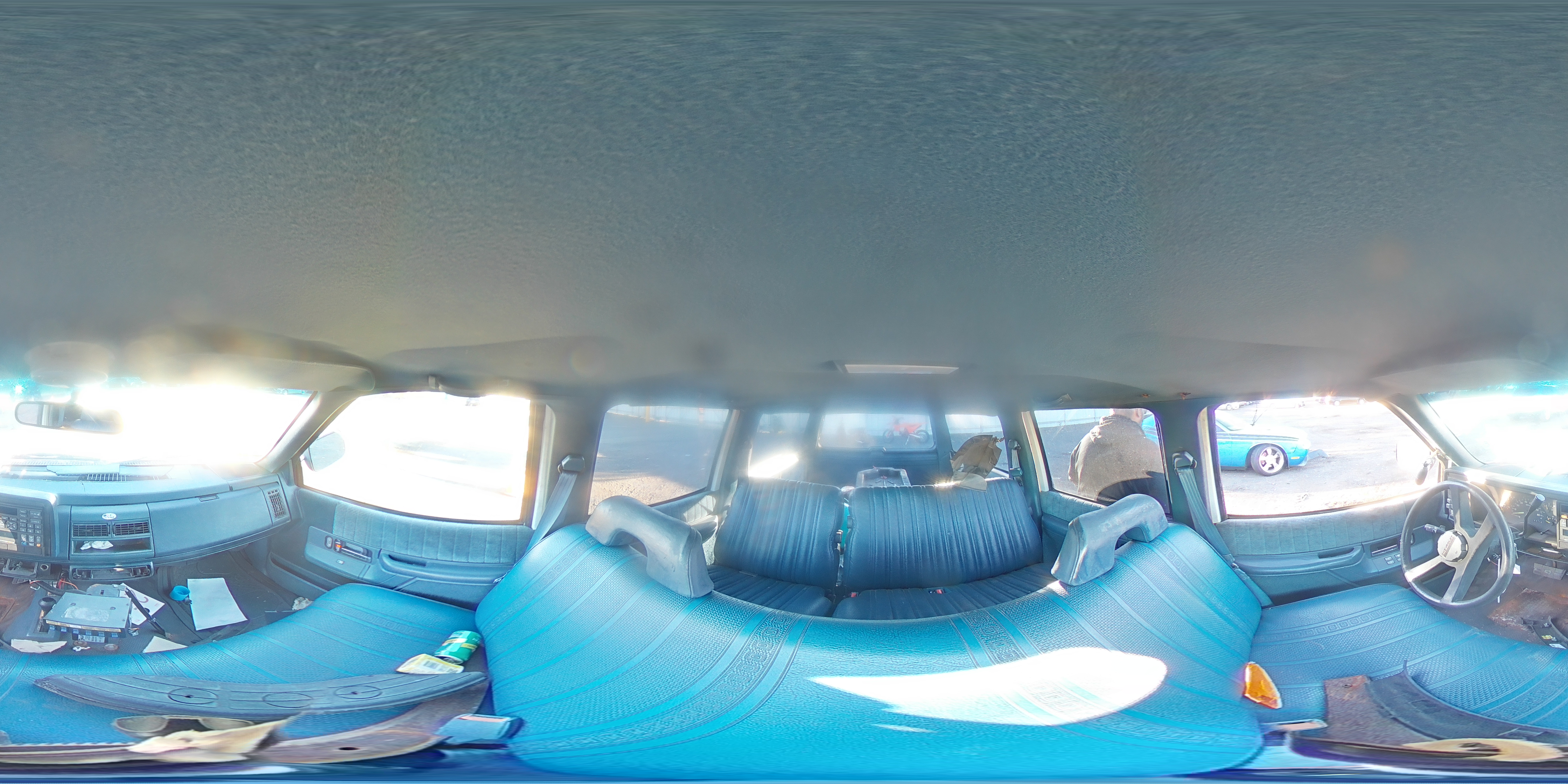 1993 Chevrolet Suburban K2500 VIN: 1GNGK26KXPJ408501 Lot: 81075955