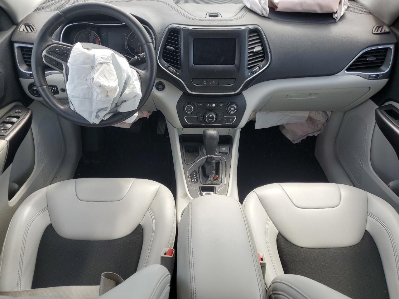 2020 Jeep Cherokee Latitude Plus VIN: 1C4PJLLBXLD511707 Lot: 71158395