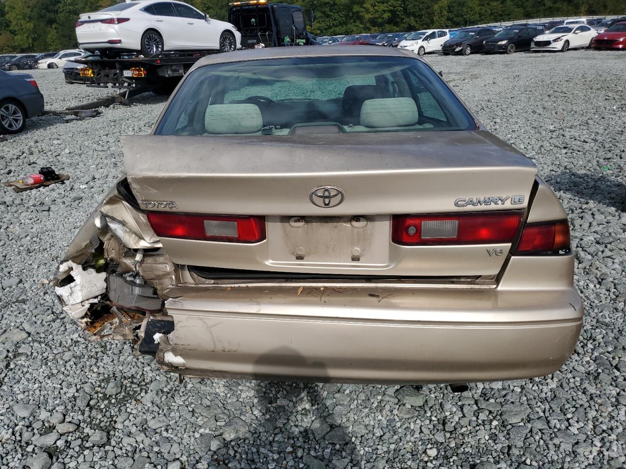 1999 Toyota Camry Le VIN: JT2BF28KXX0151925 Lot: 84264315