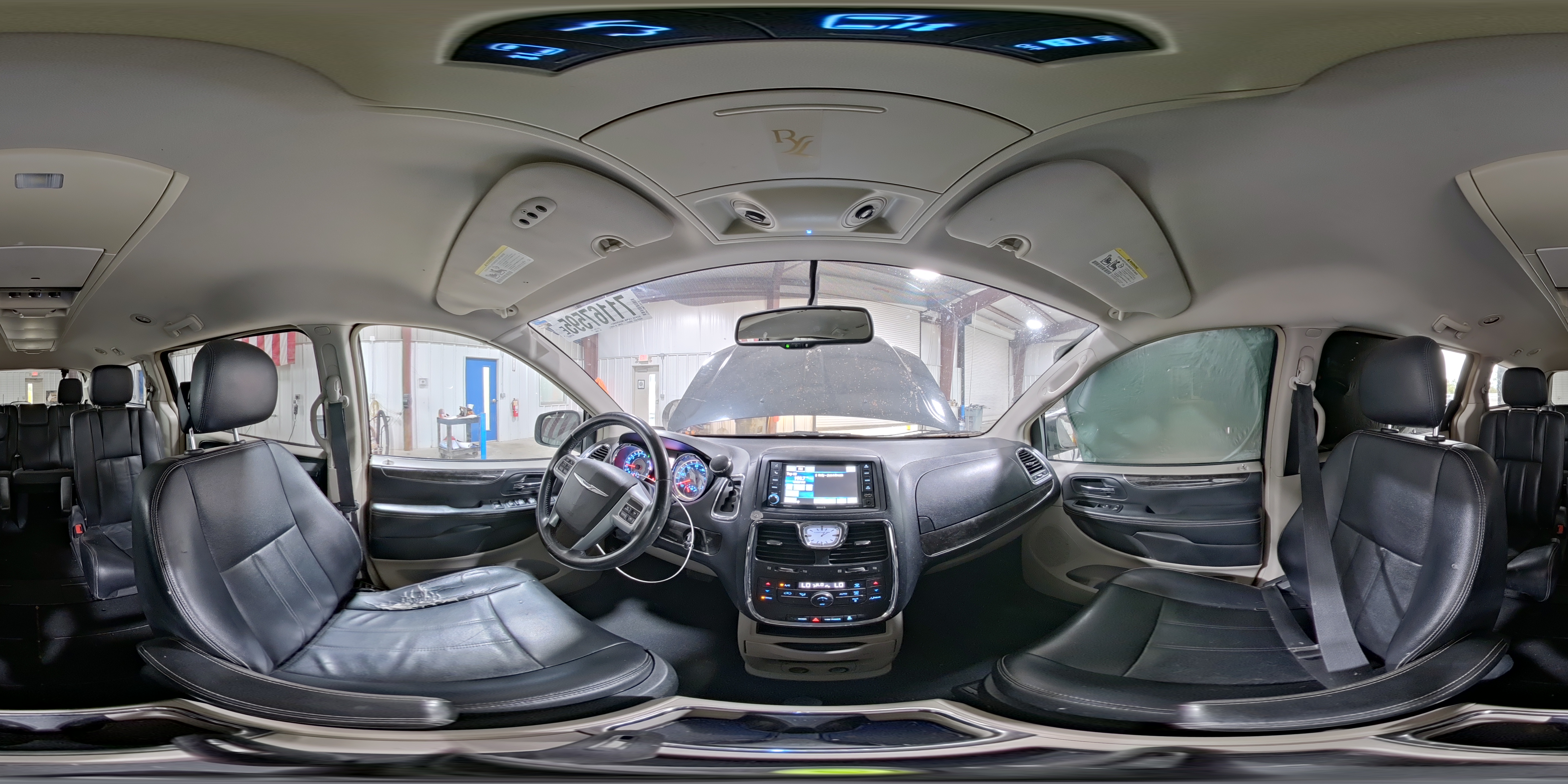2013 Chrysler Town & Country Touring VIN: 2C4RC1BG5DR712000 Lot: 71167595