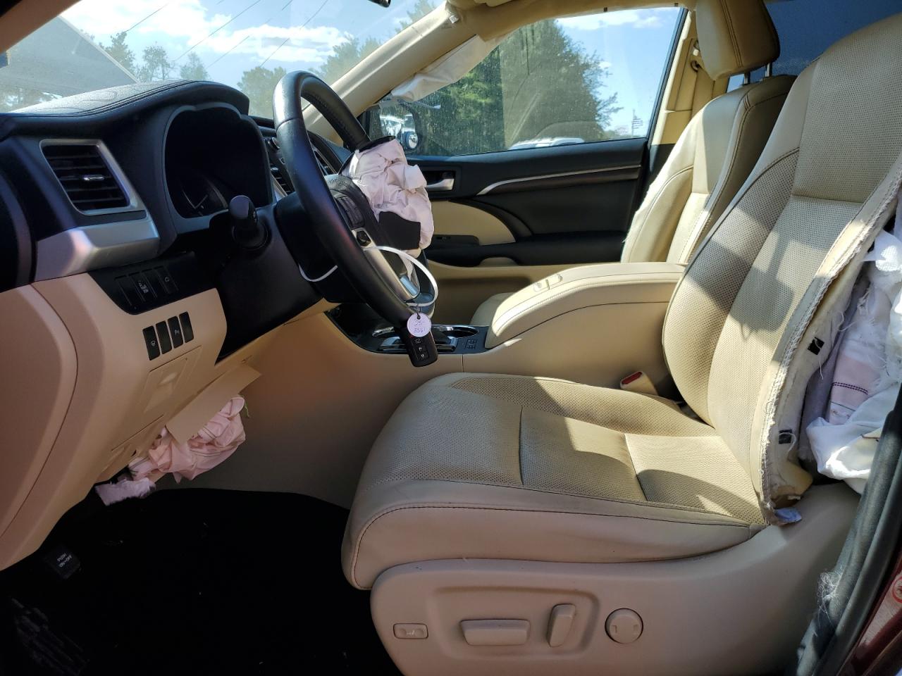 2016 Toyota Highlander Limited VIN: 5TDDKRFH3GS343499 Lot: 70520485