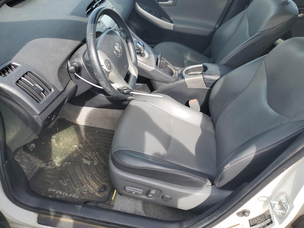 2014 Toyota Prius VIN: JTDKN3DU5E1748074 Lot: 81946965