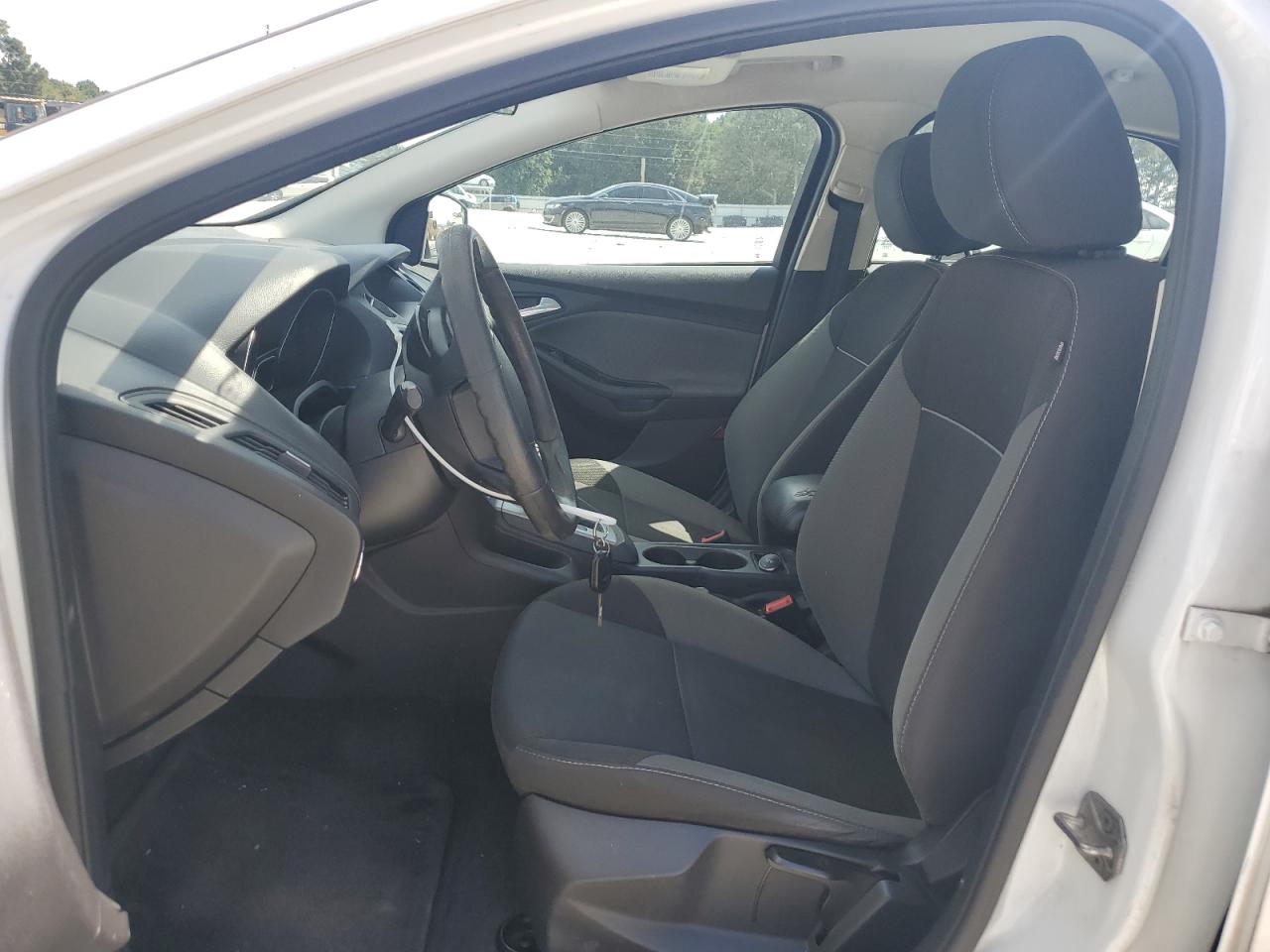 2014 Ford Focus Se VIN: 1FADP3F29EL127381 Lot: 67418355