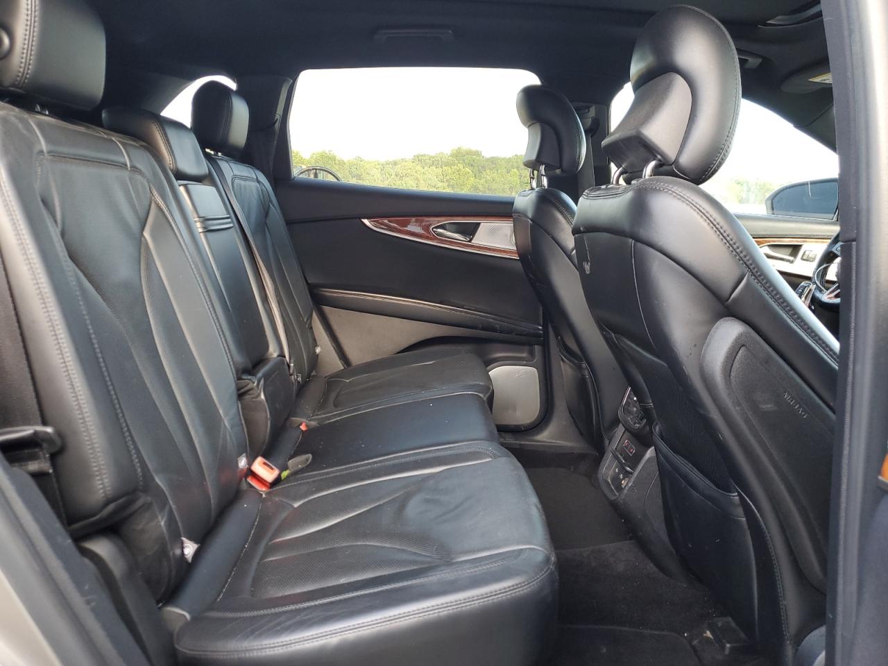2016 Lincoln Mkx Reserve VIN: 2LMTJ6LR8GBL53960 Lot: 71431045