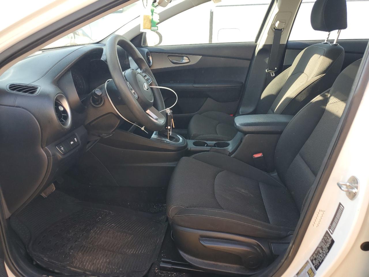 2021 Kia Forte Fe VIN: 3KPF24AD1ME311883 Lot: 80703505