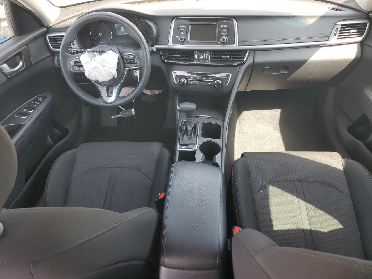 2017 Kia Optima Lx VIN: 5XXGT4L32HG122839 Lot: 80560005