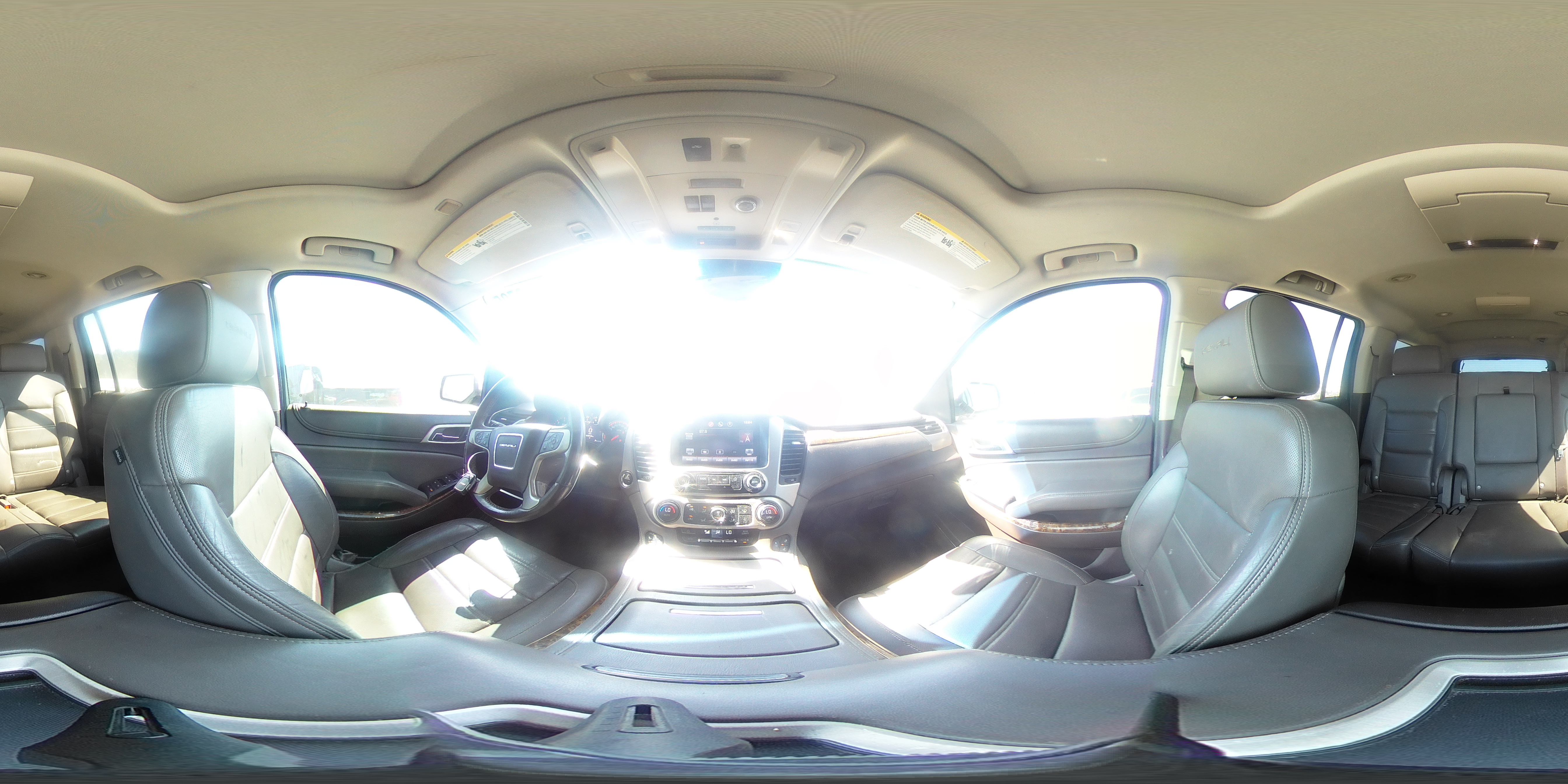 2015 GMC Yukon Xl Denali VIN: 1GKS2JKJ3FR149395 Lot: 81772785