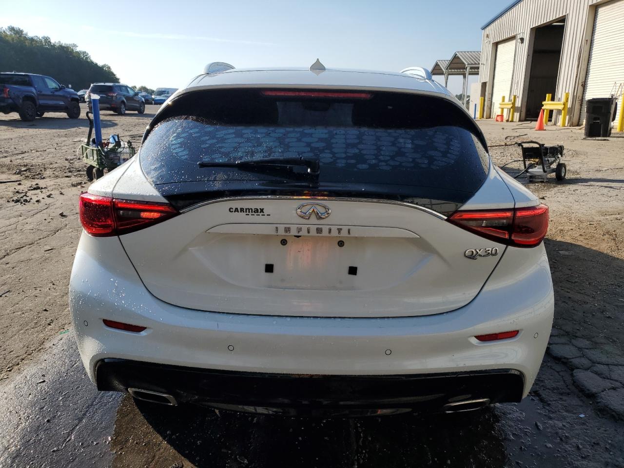 2017 Infiniti Qx30 Base VIN: SJKCH5CPXHA035806 Lot: 83788425