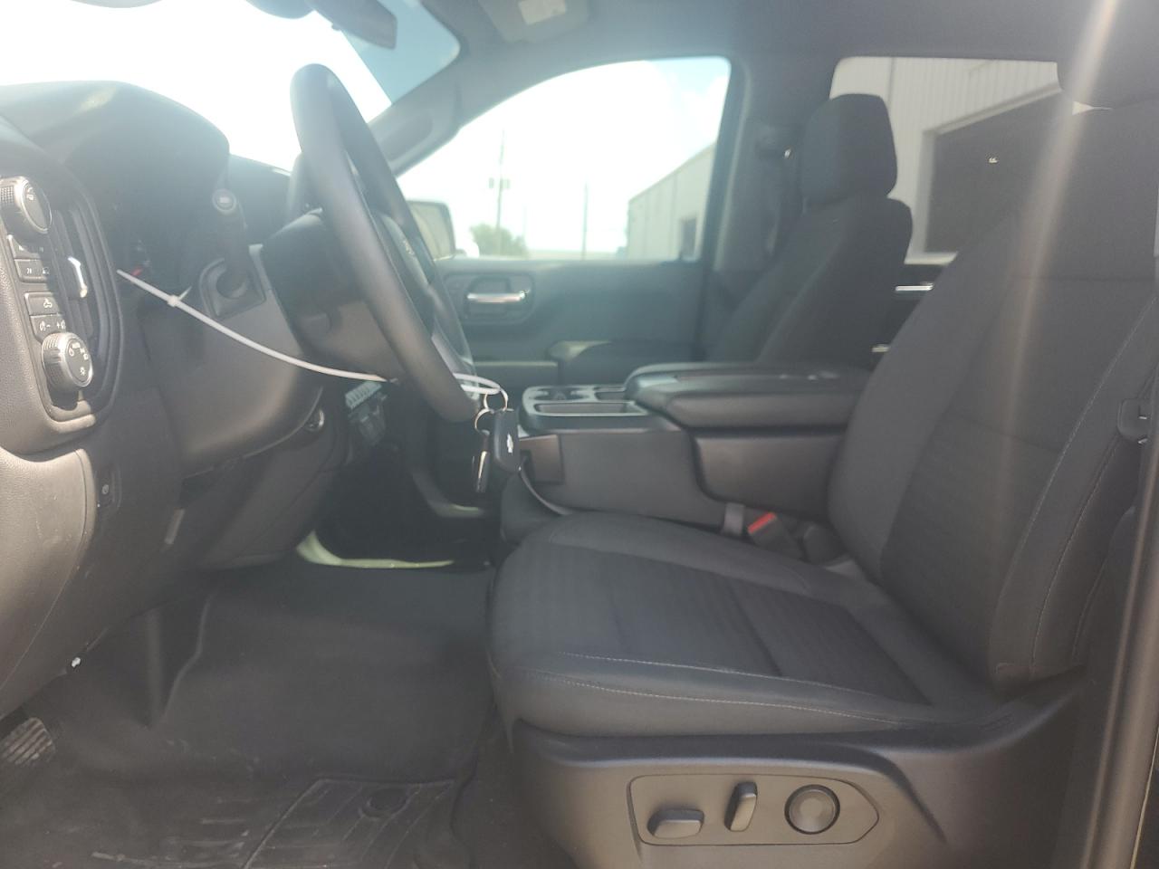 2022 Chevrolet Silverado K1500 Custom VIN: 3GCPDBEK0NG564307 Lot: 80166935