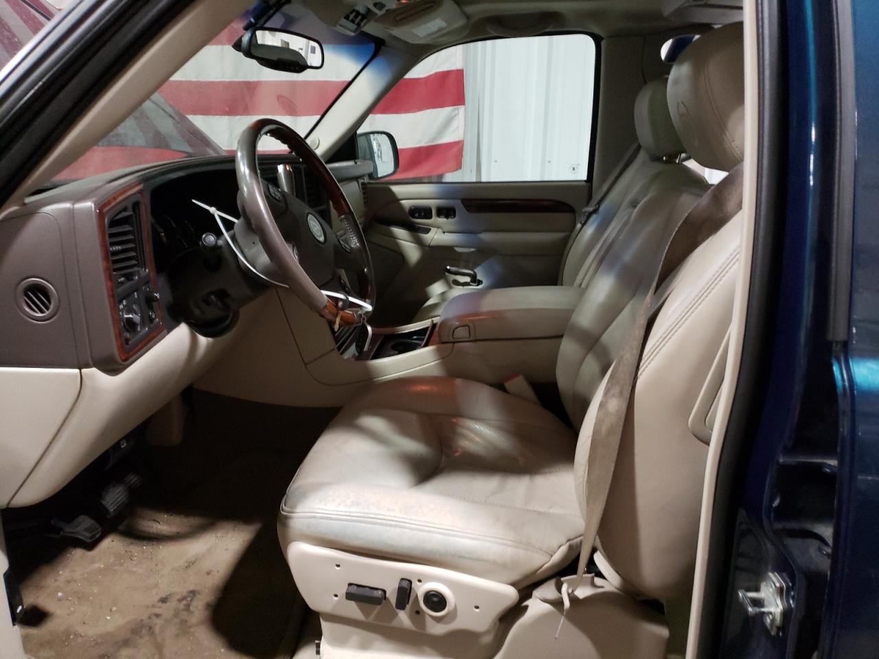 2005 Cadillac Escalade Esv VIN: 3GYFK66N65G143879 Lot: 81721405