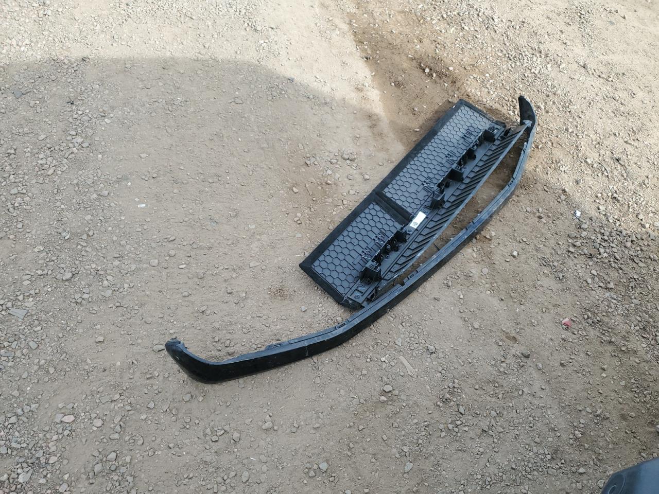 2022 Ford Bronco Base VIN: 1FMDE5BHXNLA93226 Lot: 81487455