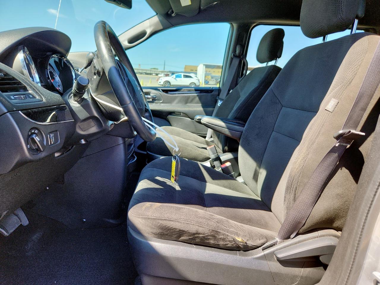 2017 Dodge Grand Caravan Se VIN: 2C4RDGBG0HR550184 Lot: 81712195