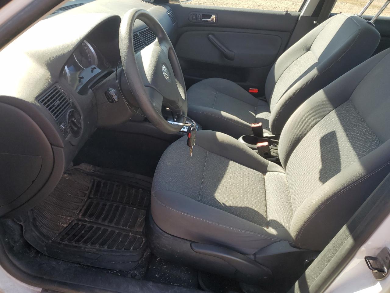 2009 Volkswagen City Golf VIN: 9BWEL21J994007637 Lot: 82136365