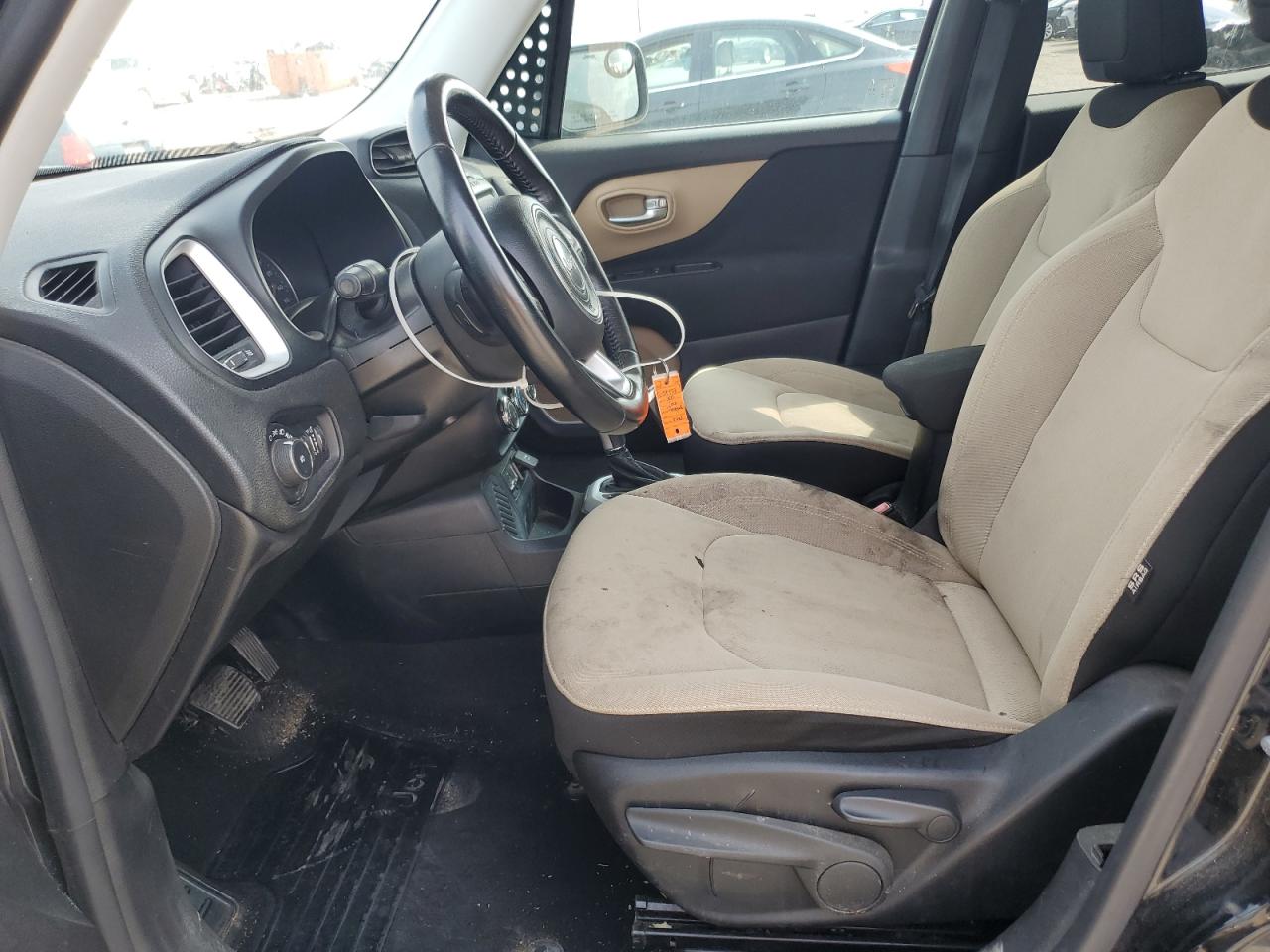 2017 Jeep Renegade Latitude VIN: ZACCJABB6HPG37477 Lot: 71896645