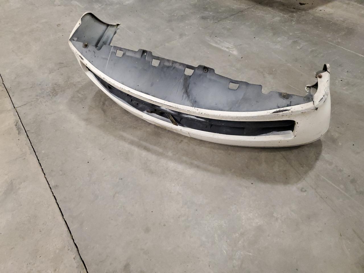 1998 Acura 3.5Rl VIN: JH4KA9640WC012384 Lot: 84588355