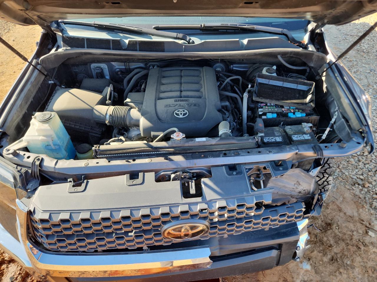 2019 Toyota Tundra Crewmax Sr5 VIN: 5TFDY5F17KX829794 Lot: 84606575