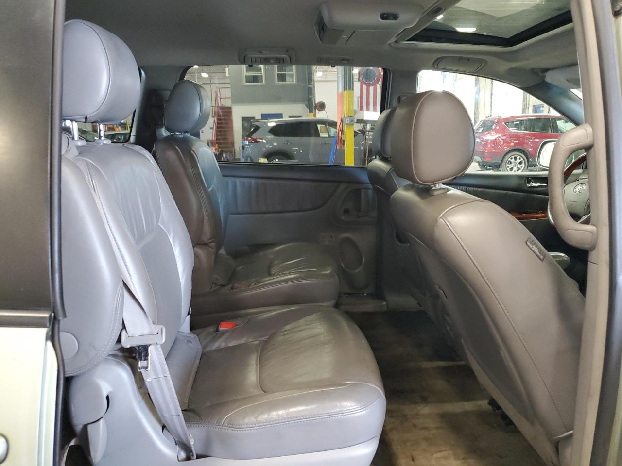 2008 Toyota Sienna Xle VIN: 5TDBK22C18S011345 Lot: 80895945