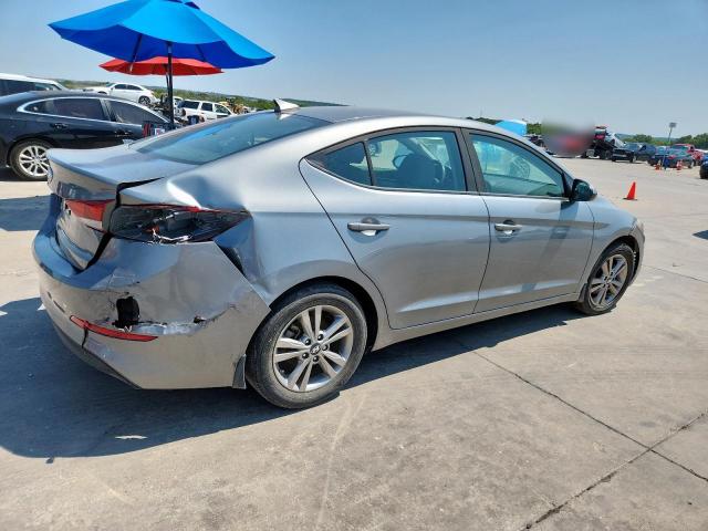  HYUNDAI ELANTRA 2018 Серый