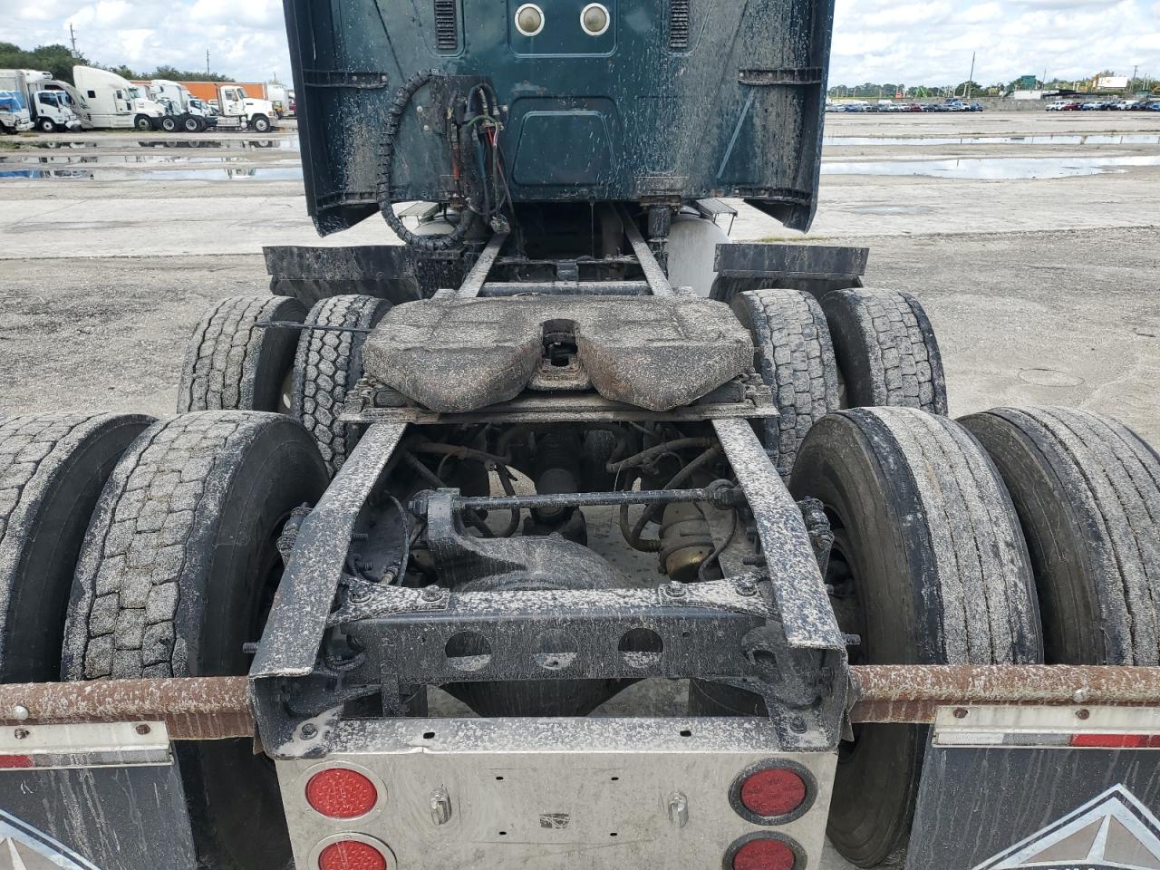 2009 International Prostar Premium Semi Truck VIN: 2HSCUAPR09C659835 Lot: 84058645