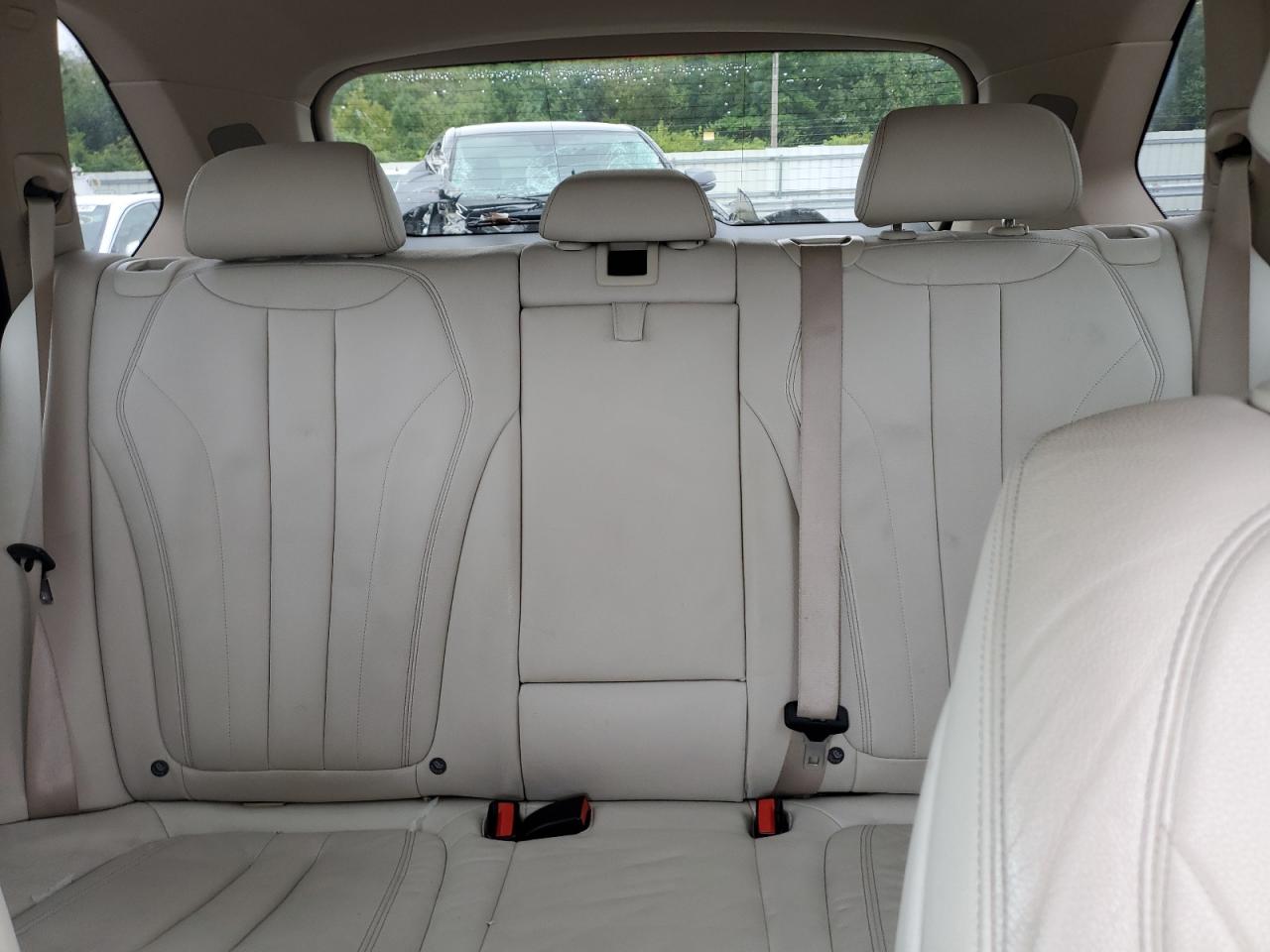 2015 BMW X5 xDrive35I VIN: 5UXKR0C54F0P18552 Lot: 82010025