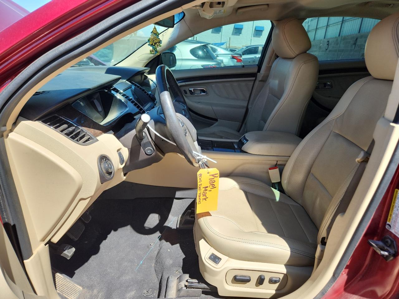 2019 Ford Taurus Limited VIN: 1FAHP2F8XKG102171 Lot: 81216625