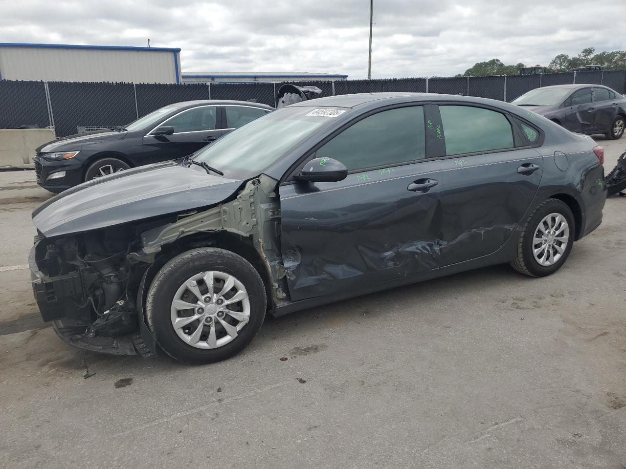 2020 Kia Forte Fe VIN: 3KPF24AD1LE173292 Lot: 84592305