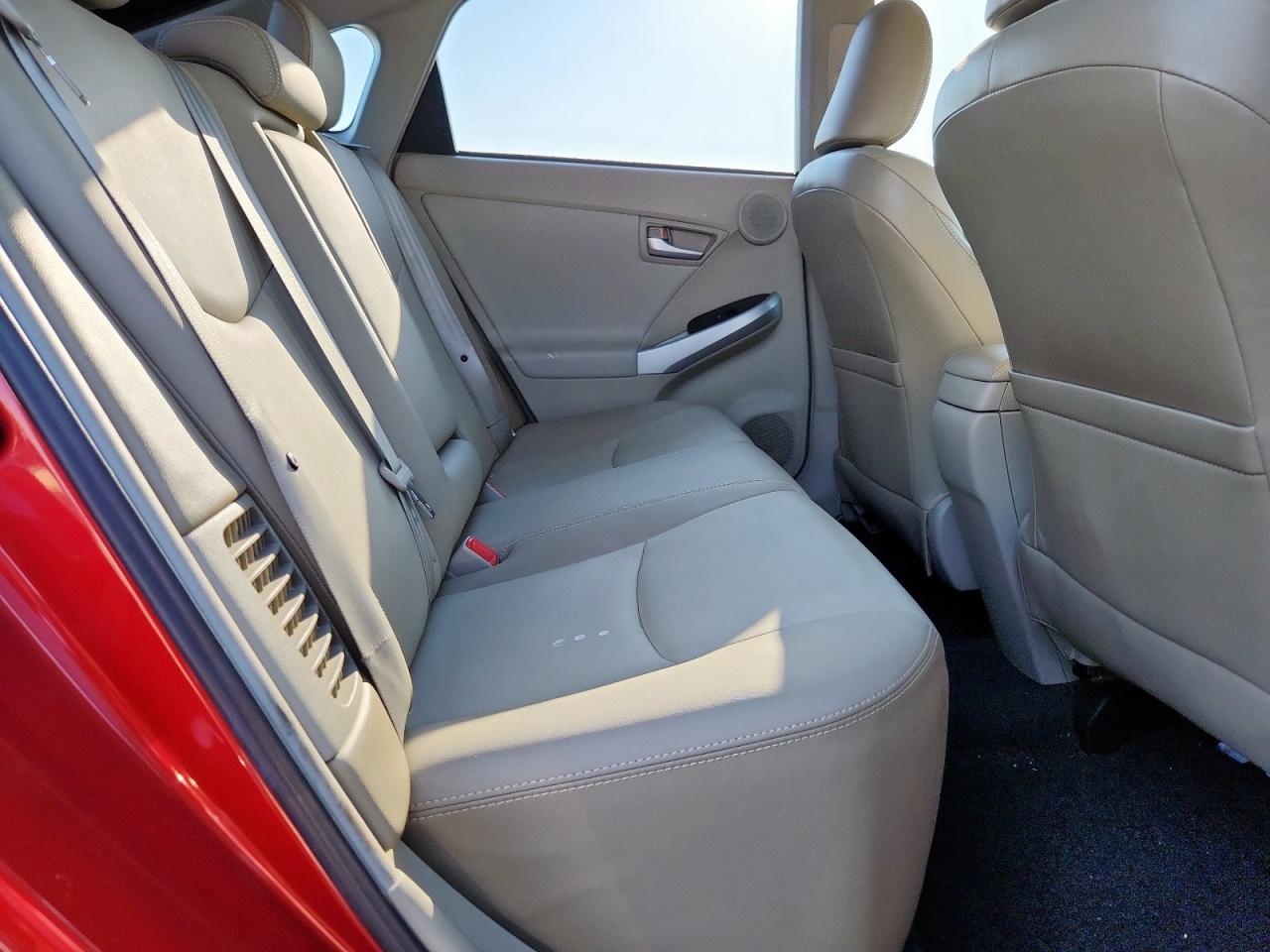 2014 Toyota Prius VIN: JTDKN3DUXE1772015 Lot: 80760155