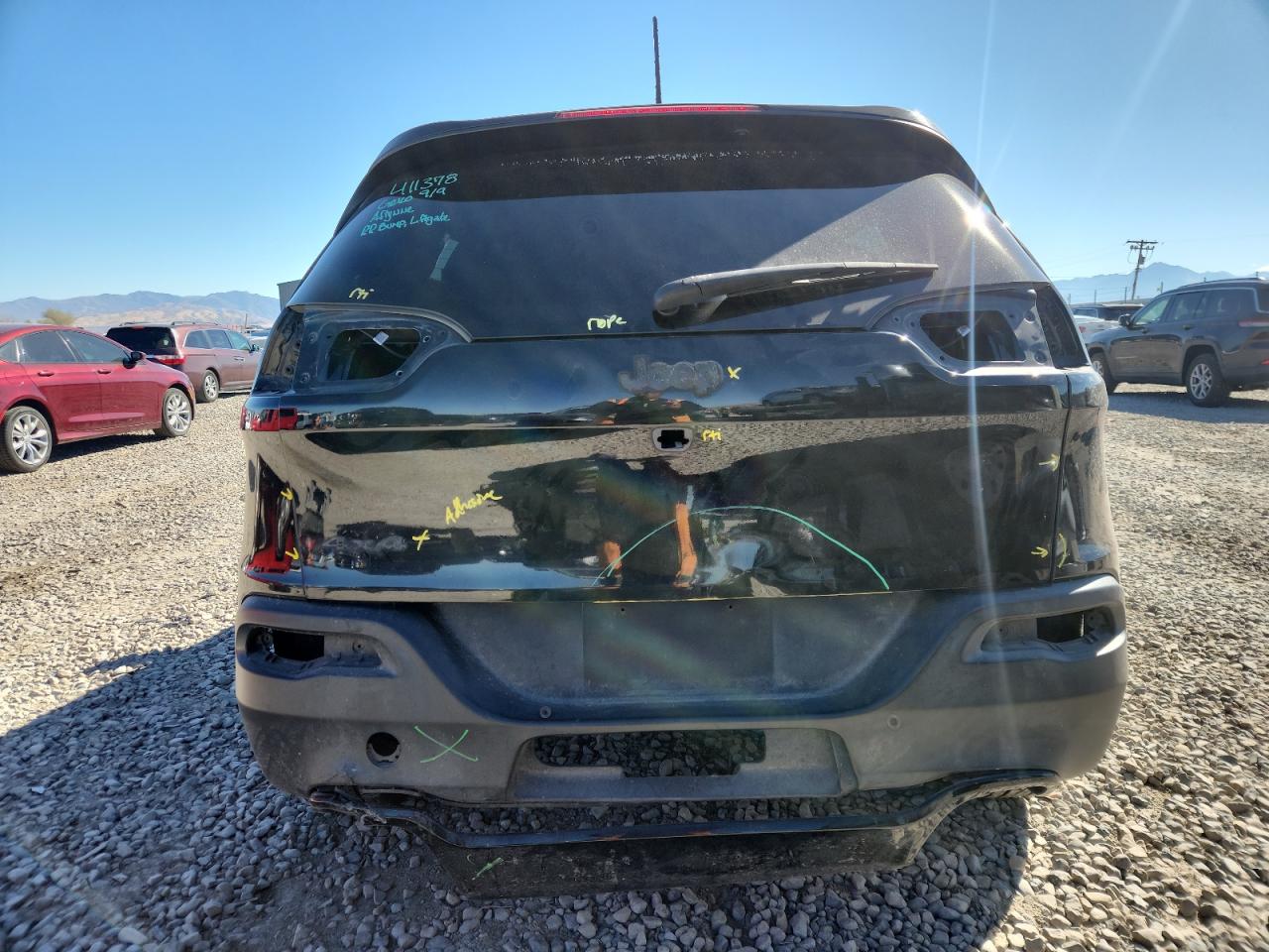 2016 Jeep Cherokee Latitude VIN: 1C4PJMCS9GW209065 Lot: 81591215