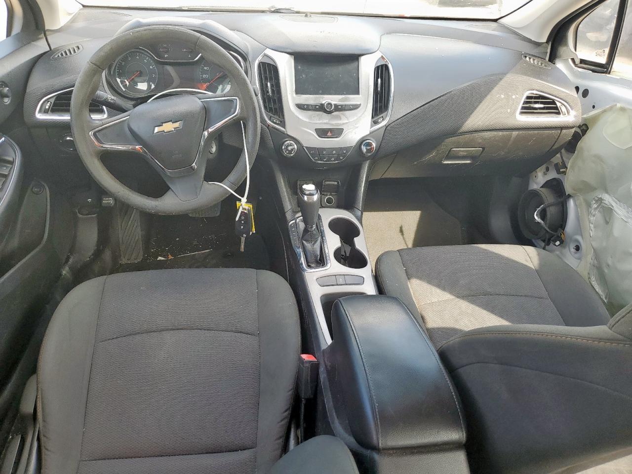 2017 Chevrolet Cruze Ls VIN: 1G1BC5SM2H7164651 Lot: 84215235